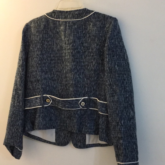 Jacket - Picture 3 of 3